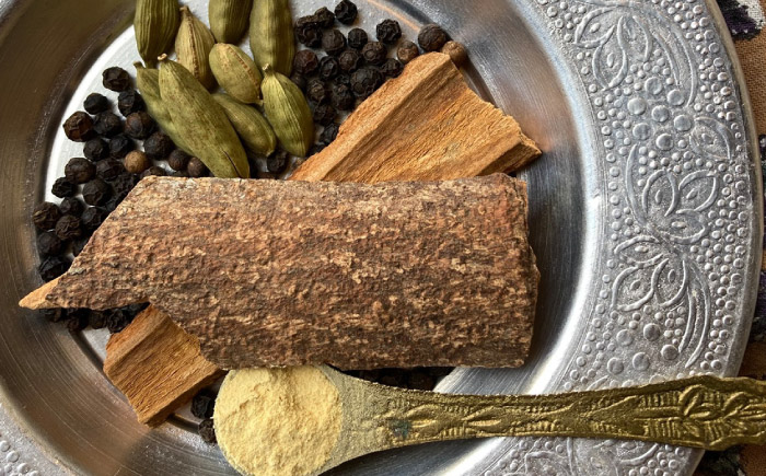 季節のチャイミックス 5本セット ／ チャイ スパイス 自宅で簡単 ブレンド 飲料 茶葉 アッサム スターアニス シナモン カルダモン クローブ　【atochi】 [BKBS002]