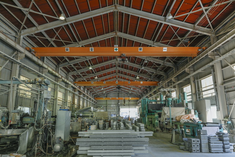 【オーダー/名入れ可能】おにっこプレートA 1枚（工場長の娘さん描き下ろし！） ｜ インテリア ナチュラル 自然 リラクゼーション 室内 プレゼント 送料無料 人気 オススメ 初心者 玄関 リビング 愛媛県鬼北町 邑偉石材