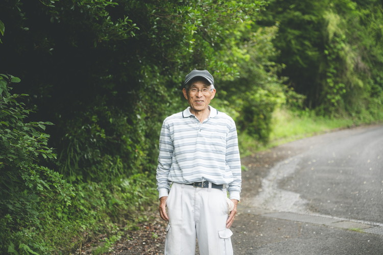 兵頭さん家の国産はちみつ 1瓶（240g 180cc） ｜ 国産 百花蜜 蜂蜜 ハチミツ 深山ミツバチ 研究25年 日本ミツバチ ※離島への配送不可