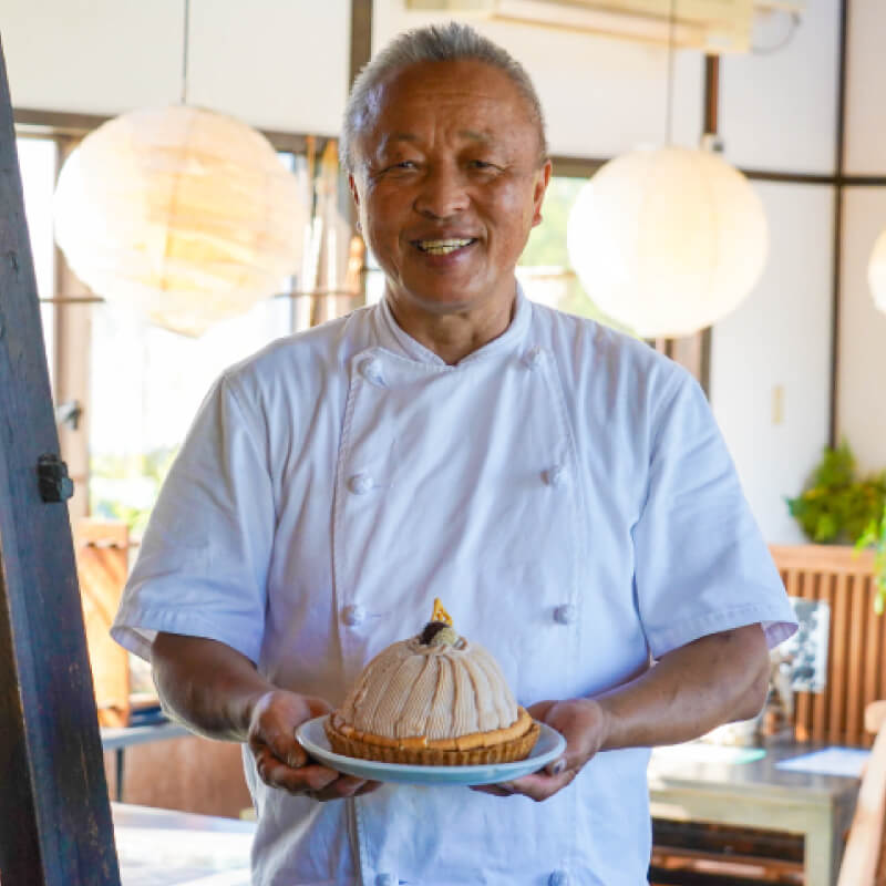 バスクチーズケーキ 1ホール 贈答 ギフト バレンタイン ホワイトデー 母の日 父の日 お菓子 スイーツ デザート 洋菓子 バター 卵 1万円 冷凍 国産 ジュテーム 愛媛県 愛南町