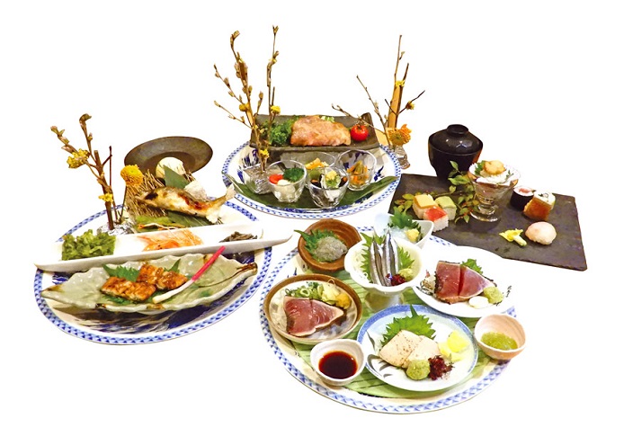 【E06010】県アンテナショップ「まるごと高知」レストラン食事券10000円分