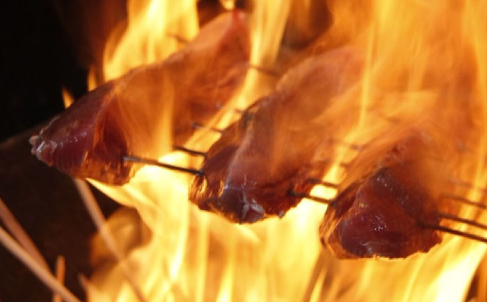 藁焼きたたきと鮪たたき詰合せ カツオのわらやき マグロ 海鮮丼 【株式会社 七和】 [ATAX003]