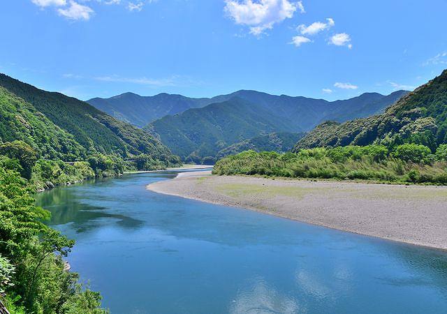 【四万十ひのきオイル　特別セット】 四万十ひのきオイル／風樹／ひのき洗顔石けん／ひのきボディクリーム