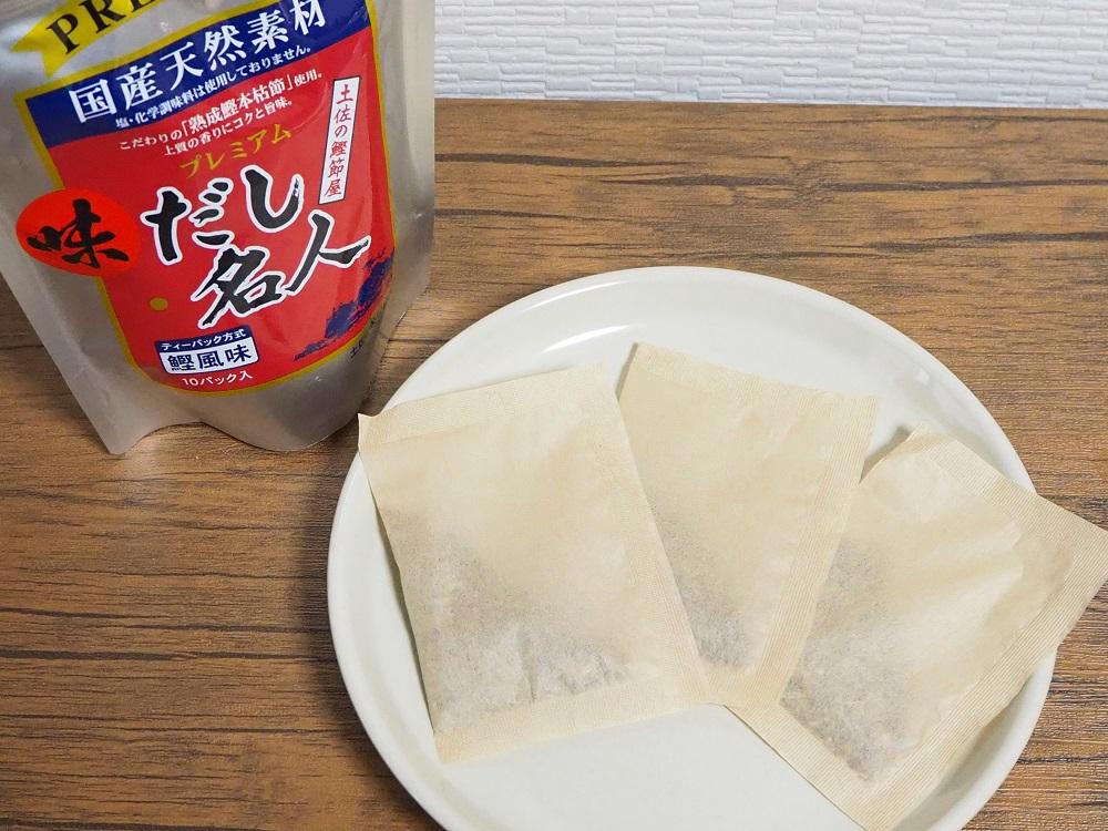 土佐の鰹節屋　ちょっと贅沢プレミアムだし名人鰹味 (約10g×10パック入り）× 8袋