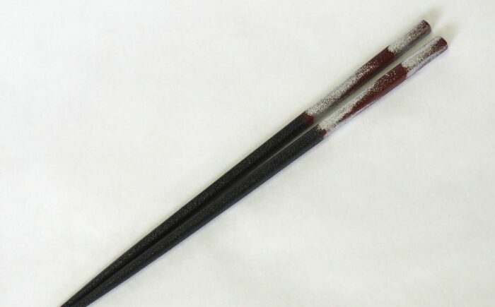 土佐古代塗の持ちやすくてつかみやすい箸「細身」 1膳 /土佐古代塗 箸 はし 塗り箸 漆箸 細身 職人技 日本製 つかみやすい ザラ地 長持ち 伝統工芸 美禄堂 ギフト 　【美禄堂】 [ATBF066]