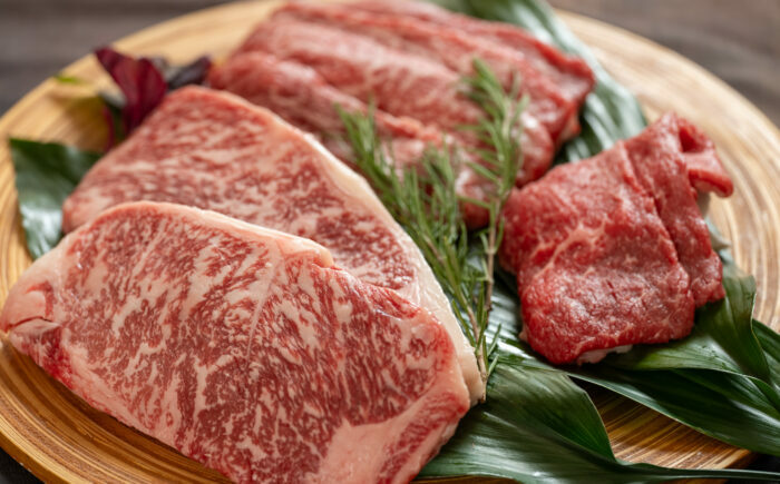 土佐あかうし サーロイン ステーキ 約400g（約200g×2）/ 贈答用 あかうし 土佐 土佐和牛 和牛 牛 肉 お肉 食品 冷凍 高知 【高知県食肉センター株式会社】 [ATFC028]