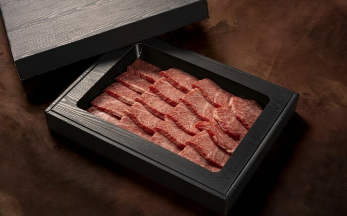 土佐黒牛 焼肉用（モモ肉）約400g / 贈答用 黒牛 土佐 土佐和牛 和牛 牛 肉 お肉 モモ肉 焼肉 食品 冷凍 高知 【高知県食肉センター株式会社】 [ATFC033]