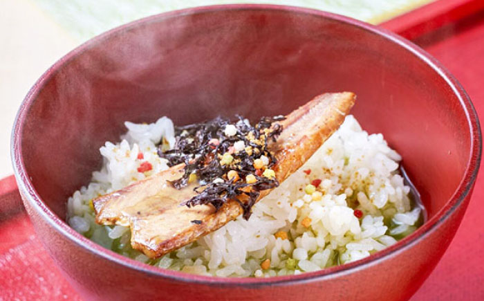 だし屋の女将が作った だし茶漬けセット / 高知 土佐 かつお カツオ 鰹 さば サバ 鯖 お茶漬け だし 出汁 セット 【徳屋商事株式会社】 [ATCF004]