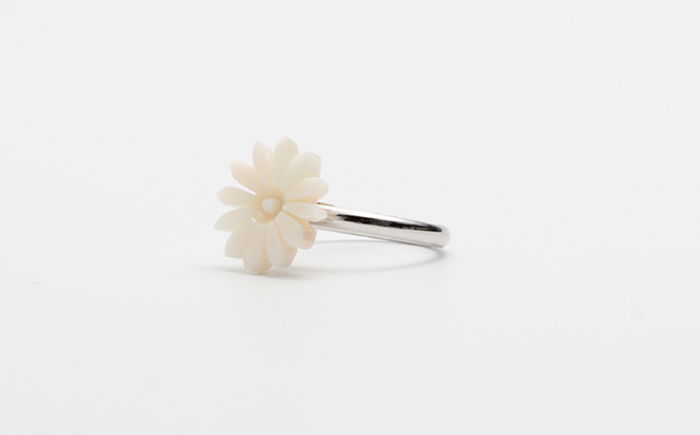 匠の技 フラワー彫刻 フリーサイズ リング 【有限会社米沢サンゴ店】 [ATCX031]