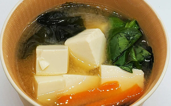 職人が削った削りたて花かつお （80g×8袋） / 高知 土佐 かつお カツオ 鰹 花かつお 鰹節 かつお節 カツオ節 削り節 だし 出汁 アレンジ 【徳屋商事株式会社】 [ATCF003]