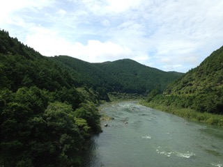 高知県産ヒノキ84防災チエア（ナチュラル）