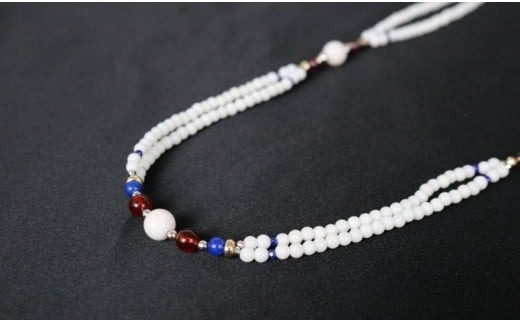 白珊瑚のデザインネックレス アクセサリー ネックレス ジュエリー 珊瑚