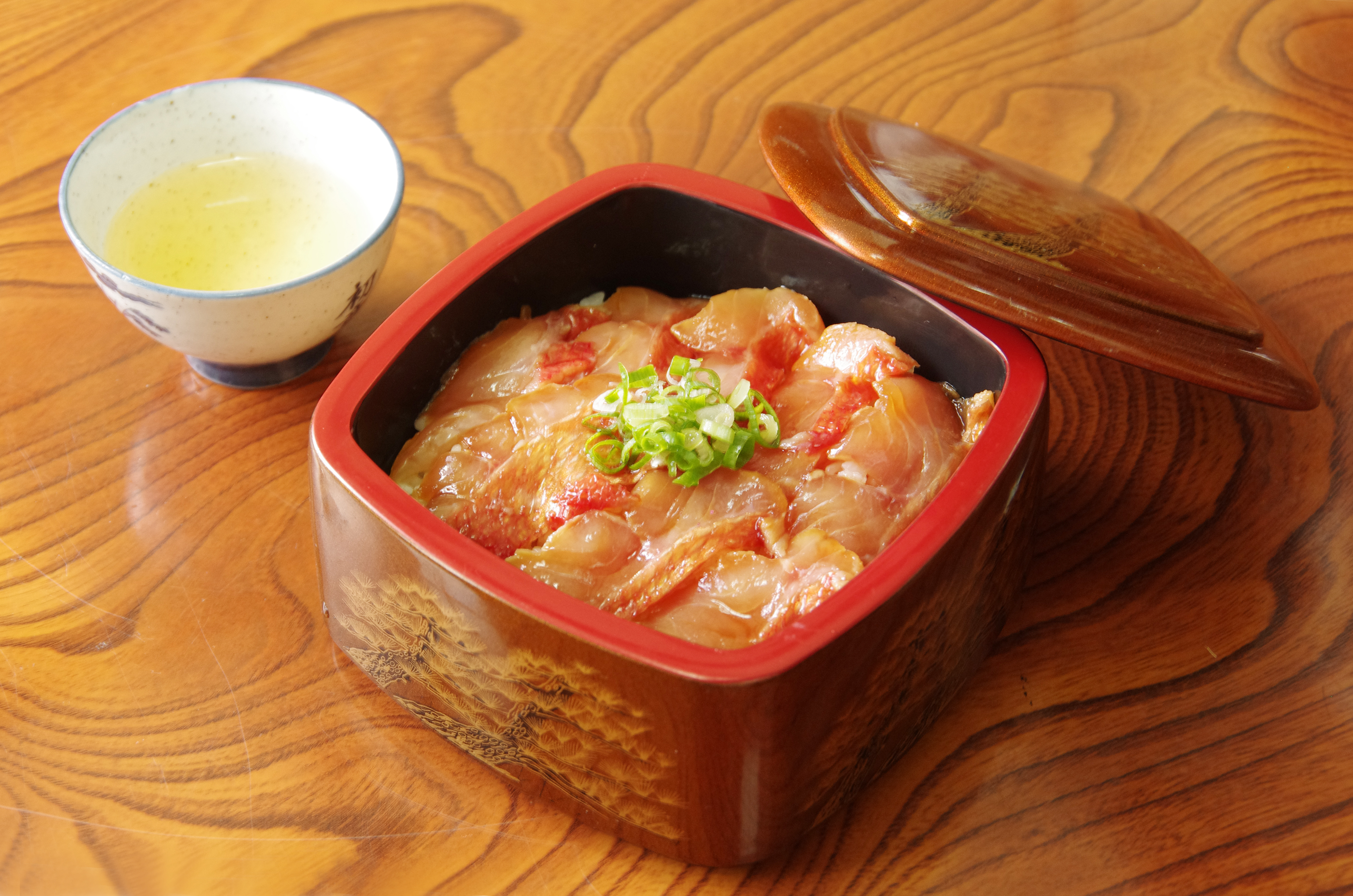 初音の定期便！！年６回お届け【偶数コース】定期便 隔月 簡単調理 惣菜 冷凍 冷蔵 送料無料 頒布会