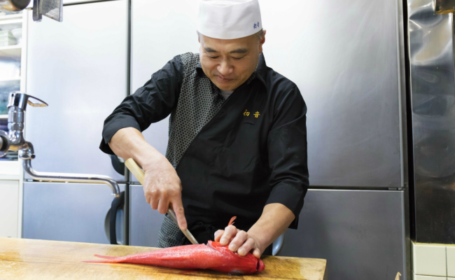 室戸の特産！初音の金目鯛のたたき【チリ酢付き】＿キンメダイ きんめだい タタキ チリ酢・薬味付き 刺し身 刺身 サク 魚 魚介類