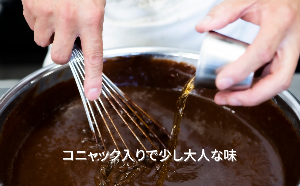 ショコラテリーヌ 3回定期便 ( 160g × 2本 × 3回 ) セット スイーツ デザート チョコレート チョコ テリーヌ ギフト プレゼント 贈答 贈り物 お祝い 記念日 誕生日 母の日 父の日 冷蔵 濃厚 しっとり カカオ50% 洋菓子 老舗 高級 手作り 敬老の日 バレンタイン ホワイトデー クリスマス お取り寄せ 人気 おいしい 美味しい 高知県 安芸市