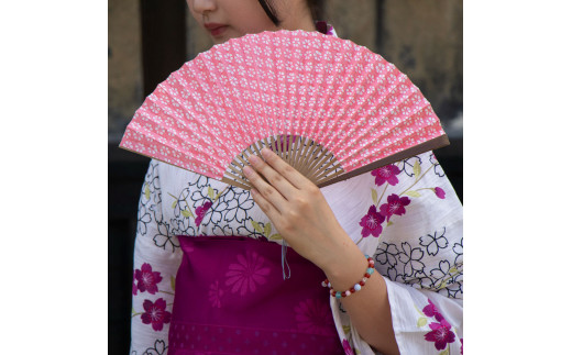 土佐和紙 扇子Ori 小梅 紅花 布製扇子袋 桐箱付き せんす センス 京扇子 土佐珊瑚 落水和紙 寿恵廣 すえひろ 高級 おしゃれ ビジネス 和服 浴衣 着物 和装小物 プレゼント ギフト 贈答