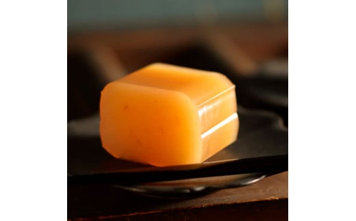 小夏羊かん（小）2本入り（小豆餡・てぼ餡 各1本）