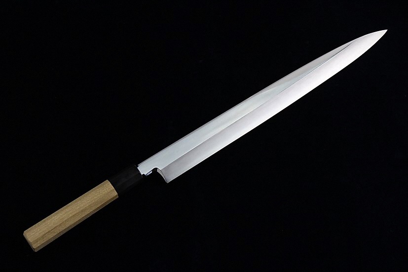 柳刃包丁２４０ミリ銀３鋼　