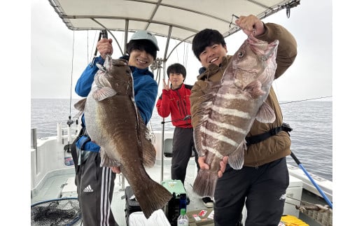 釣り船 貸し切り 近海 ジギング プラン  平日限定 真鯛 アマダイ タイラバ ブリ シイラ 釣り券 チャーター フィッシング 釣り 釣り体験 ヨシノマリーナリゾート 高知県 須崎市 YMR002