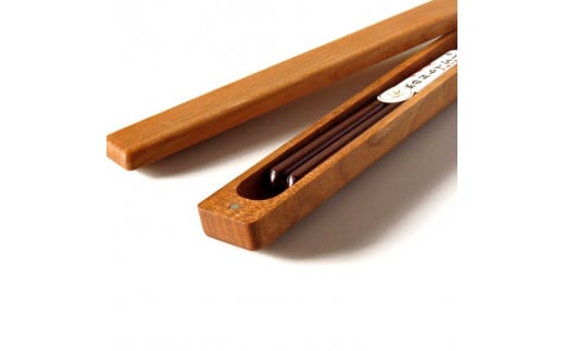 桜のお箸入れ･お箸セット TR108 お箸 箸 はし 箸入れ 箸箱 セット 国産 桜 さくら サクラ 手軽 加工 磁石 土佐龍 日用品 調理 料理 食事 高知県 須崎市 TR108