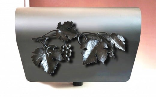 郵便 ポスト 鉄製 アイアンポスト 縁結び黒の葡萄 ネーム入り ハンドメイド 受注生産 オーダーメイド 新築祝い お祝い 贈り物 ON002