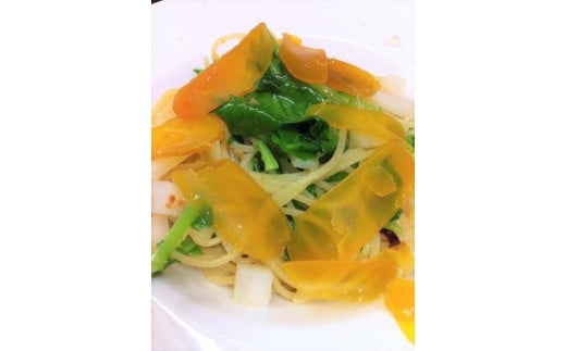 本からすみ 金撰 ［ 高級珍味 ］ 220g 以上 宮進商店謹製 冷蔵 国産 原料 使用 カラスミ 唐墨 高級 珍味 酒の肴 つまみ 魚卵 高知 真空 日本酒  ボラ 鯔 贈答 ギフト 贈り物 祝い 記念日 お歳暮 お年賀 正月 MS010