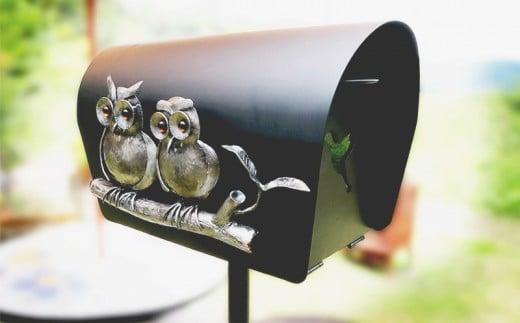 郵便 ポスト 鉄製 アイアンポスト ふくろう 福を贈ろう  切り株台付き  ハンドメイド 受注生産 オーダーメイド 新築祝い お祝い 贈り物  ON010