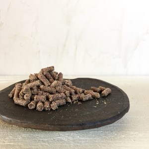 無添加ドッグフード：しかにくペレット １パック（100g）鹿肉 ペットフード ジビエ 愛犬 イヌ用 ドライフード 無添加 たんぱく質 タンパク質 高たんぱく 100ｇ 【R00055】