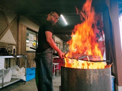 至高の藁焼きカツオのたたき(１節 300g〜400g) 特製タレ 専用塩 ちびからりん 薬味付 5点セット（中サイズ）冷蔵 生 鰹 刺身 お刺身 高知 海産 鰹のタタキ カツオたたき 高知 名物 タタキ【R01140】