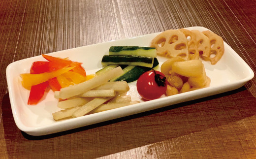 R5-373．お野菜の美味しさを引き出したピクルス「美クルス」