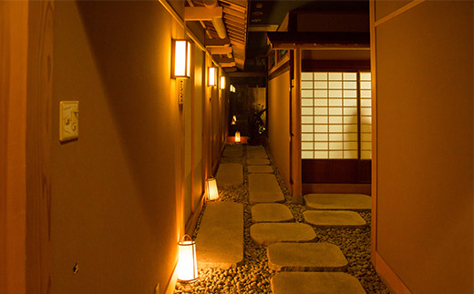 26-673．老舗・料亭吾妻「四万十川懐石コース」お食事券1名様分