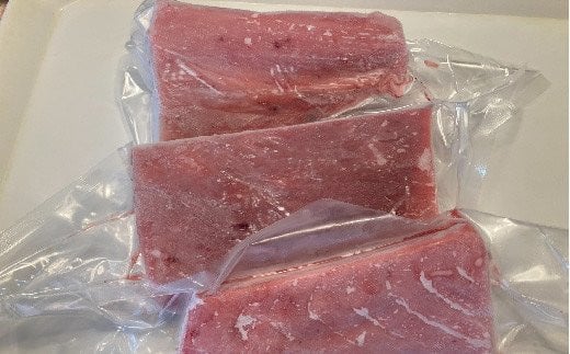 26-1000．お刺身や漬け丼に！　天然まぐろ　キハダマグロ（赤身）約1kg　刺身：5～6人前