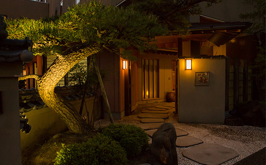 26-675．老舗・料亭吾妻「四万十川優化イオンうなぎのうな重」お食事券1名様分