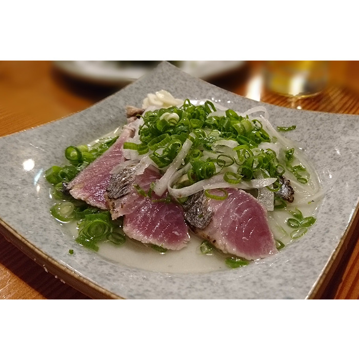 R5-040．老舗魚屋大将が厳選した本格カツオ藁焼きタタキセット（600ｇ）