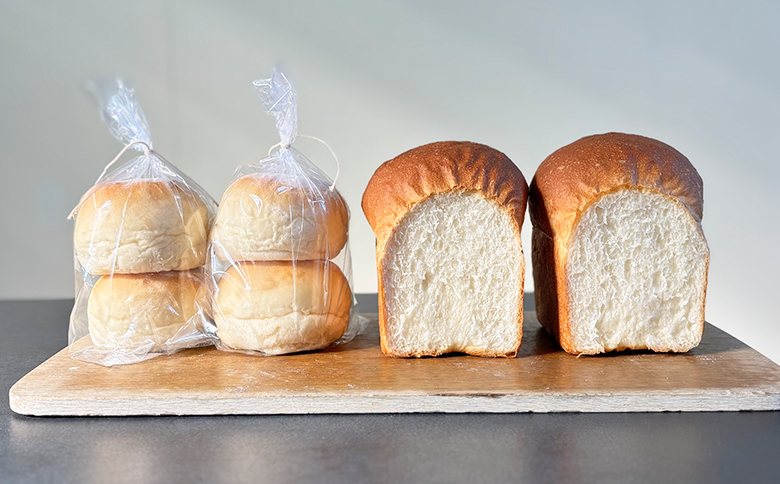 mongo mongoモンゴモンゴこだわりパンセット B 15個入り - 国産 北海道産 小麦 フランスパン 食パン 菓子パン 総菜パン 白パン 酵母パン ショコラ 詰め合わせ mongo mongo 高知県 香南市 冷凍 mo-0008