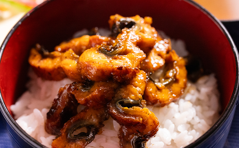 きざみうなぎ 100g 3袋 計300g 高知県産うなぎ使用 - 高知県産うなぎ使用 - 国産 養殖 鰻 ウナギ 海鮮 魚介 蒲焼き かな焼き カット 真空パック 小分け 湯銭 フジ物産 高知県 香南市 冷凍 fb-0197