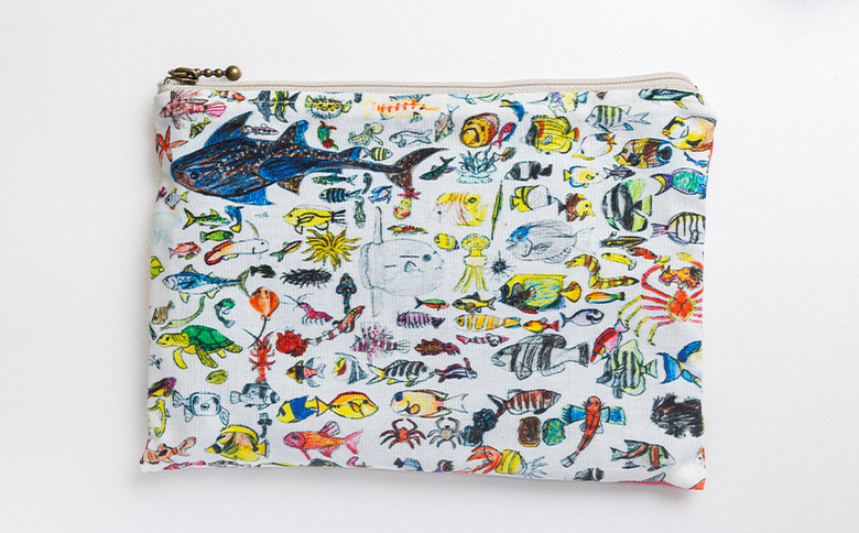 お魚デザイン雑貨3点セット - 雑貨 ポーチ 巾着 小物入れ 収納 メモ帳 メモパッド 文具 文房具 かわいい お礼 御礼 感謝 高知県 香南市 常温 mm-0008