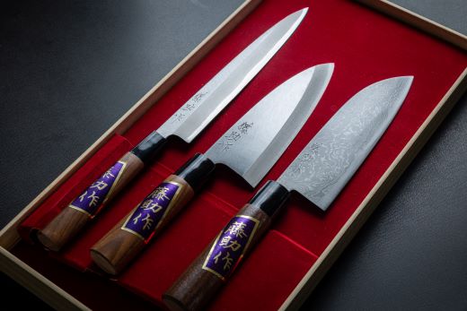 【土佐打ち刃物】佐藤刃物 包丁3点セット 3丁箱入 (三徳、出刃、柳刃) - ほうちょう キッチンナイフ 調理器具 キッチン用品 贈り物 ギフト プレゼント 土佐 刃物 高知県 香南市 常温 st-0006