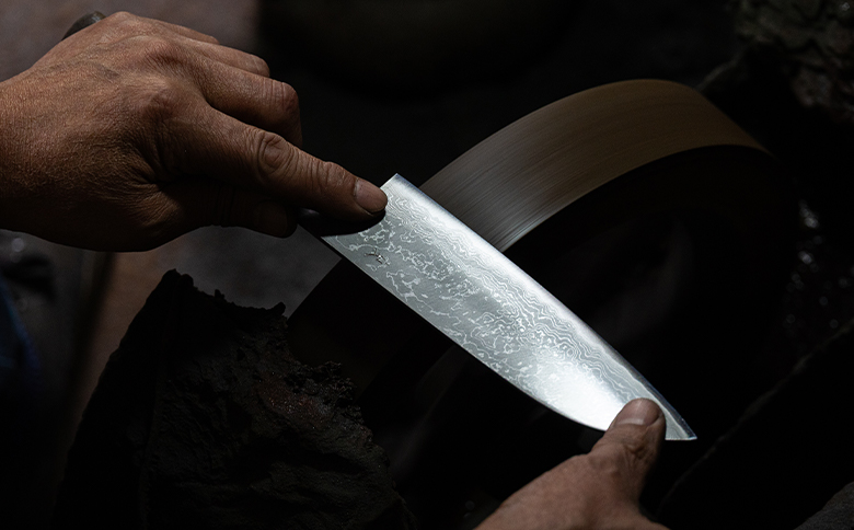 【土佐打ち刃物】佐藤刃物 包丁3点セット 3丁箱入 (三徳、出刃、柳刃) - ほうちょう キッチンナイフ 調理器具 キッチン用品 贈り物 ギフト プレゼント 土佐 刃物 高知県 香南市 常温 st-0006