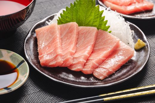 【7日程度で発送】本まぐろ 養殖 中トロ 約500g（250g×2冊）- 鮪 まぐろ 寿司 刺身 海鮮 海産物 魚介 海の幸 スピード発送 高知県 香南市 oo-0019