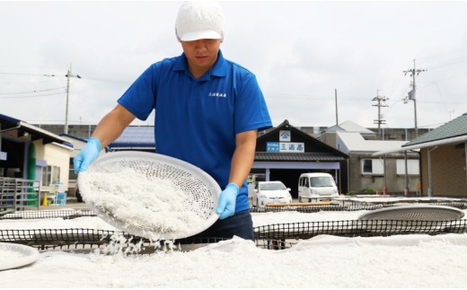 【冷蔵】訳あり 上乾ちりめん 2kg - 国産 ちりめん しらす シラス 稚魚 魚介 魚 海産物 天日干し 釜茹で ドロメ サラダ 和え物 アレンジ 料理 ご飯のお供 高知県 香南市 冷蔵 mu-0018