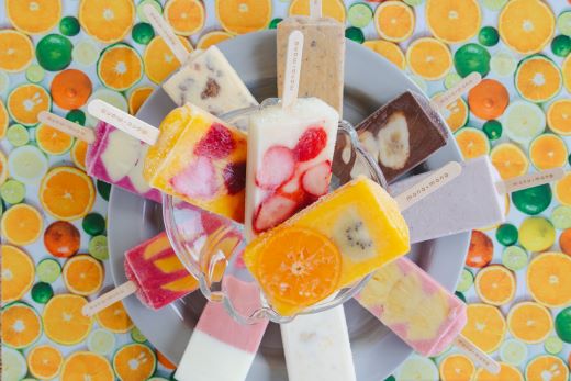 【２回定期便】手作りアイスキャンディー １２本セット - 氷菓 果物 フルーツ アイスキャンディー 冷たい つめたい 詰め合わせ お楽しみ 食べ比べ おやつ デザート スイーツ ギフト お礼 御礼 贈り物 贈物 のし対応可 ヤ・シィ 高知県 香南市 冷凍 Wys-0017