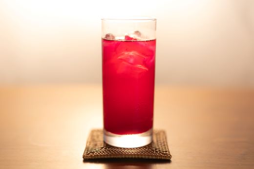赤紫蘇シロップ(赤しそシロップ) 1本 300ml - シソ 赤しそ ジュース 飲料 ドリンク ソーダ割り カクテル スイーツ 濃縮 原液 希釈 農薬不使用 化学肥料不使用 tc-0007