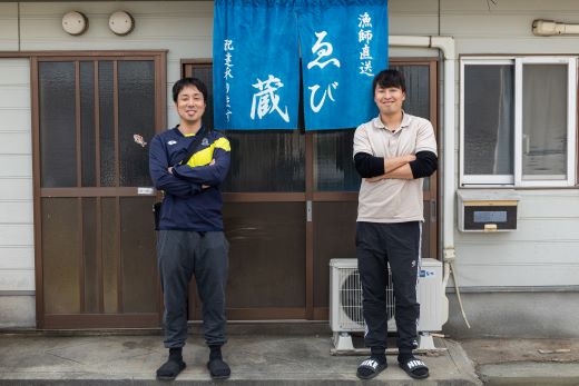 【数量限定】活 ゾウリエビ 約200～250g(1尾～2尾) - 海老 国産 エビ えび 海鮮 魚介 産地直送 プリプリ 味噌汁 刺身 焼き物 汁物 えび蔵 高知県 香南市 冷蔵 10000円以上 1万円以上 eb-0053