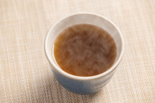 【6回定期便】やすらぎ市 ジンジャーシロップ200ml×5本 - 赤生姜 ショウガ あか しょうが 贈り物 おすそ分け 特産品 ジンジャーエール 料理 調味料 手作りドリンク お菓子 お歳暮 御歳暮 熱中症対策 高知県 香南市 Wyr-0058