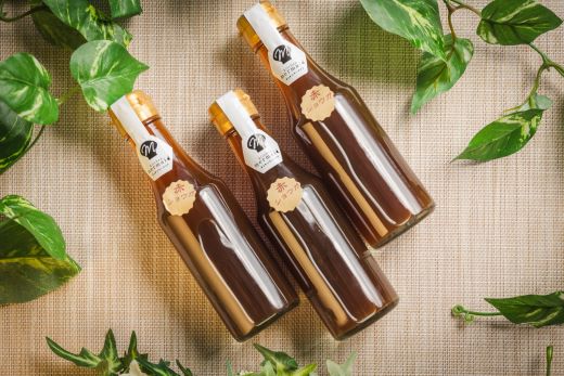 【2回定期便】やすらぎ市 ジンジャーシロップ200ml×5本 - 赤生姜 ショウガ あか しょうが 贈り物 おすそ分け 特産品 ジンジャーエール 料理 調味料 手作りドリンク お菓子 お歳暮 御歳暮 熱中症対策 高知県 香南市 Wyr-0055