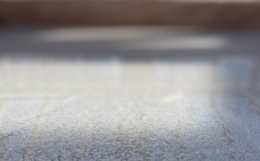 田野屋紫蘭の完全天日塩 清流安田川が育む土佐の海と太陽で育てた｢コクと余韻｣大粒100g×3個 田野屋紫蘭 塩 完全 天日塩 セット コクと余韻 大粒 100g 3袋 しお 荒塩 あら塩 食塩 詰め替え ミネラル 土佐 高知県 安田町 TN-02