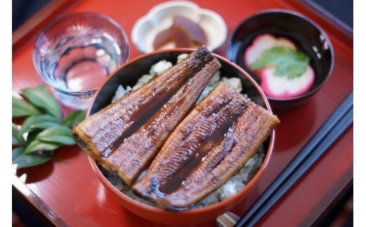 国産うなぎの蒲焼 約150g×5匹 国産 うなぎ 蒲焼き 5本 150g x 5匹 750g セット タレ 山椒 付き 国産うなぎ うなぎ蒲焼き うなぎ蒲焼 うな重 ひつまぶし 鰻 丑の日 土用の丑の日 冷凍 小分け 高知県 安田町 TR-09