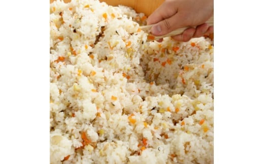 ゆず寿司酢「馬路ずしの素」360ml×1本  寿司の素 すしの素 柚子 調味料 調味酢 すし酢 酢飯 ちらし寿司 高知県 馬路村