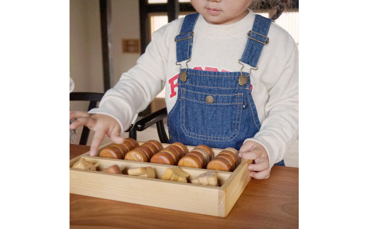 山のくじら舎 ベビーそろばん 木製 玩具 知育玩具 男の子 女の子 ソロバン かわいい おしゃれ ギフト 包装 ラッピング プレゼント 贈り物 贈答 出産祝い 誕生日祝い のし 熨斗対応 高知県産